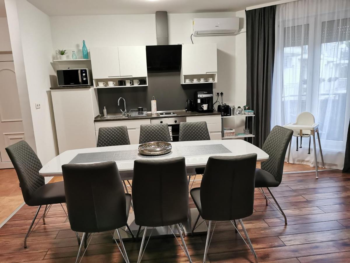 Freedom Apartman Hajduszoboszlo Exterior photo